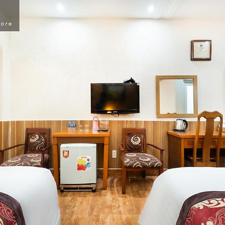 Hanz Queen Airport Hotel Saigon โฮจิมินห์ซิตี้ ภายนอก รูปภาพ