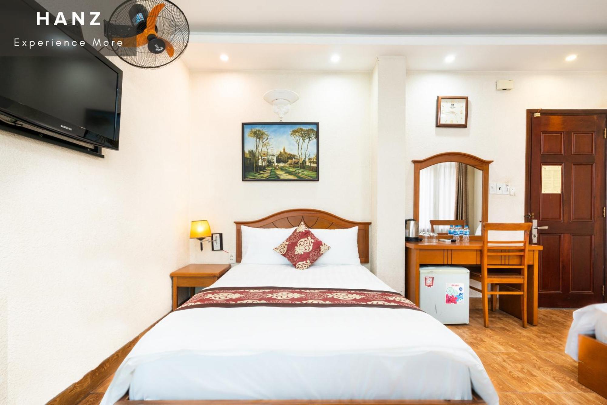 Hanz Queen Airport Hotel Saigon โฮจิมินห์ซิตี้ ภายนอก รูปภาพ